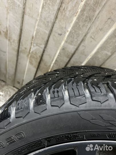 Nokian Tyres Hakkapeliitta 9 SUV 275/40 R20 и 315/35 R20