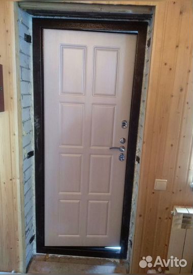 Дверь входная с терморазрывом