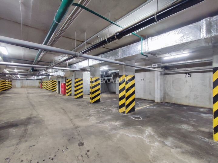 Машиноместо, 13 м²