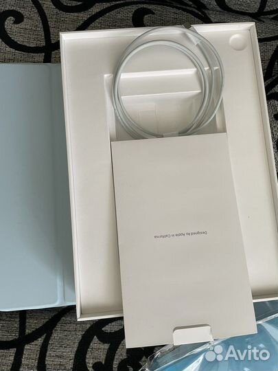 Apple air 4 64gb