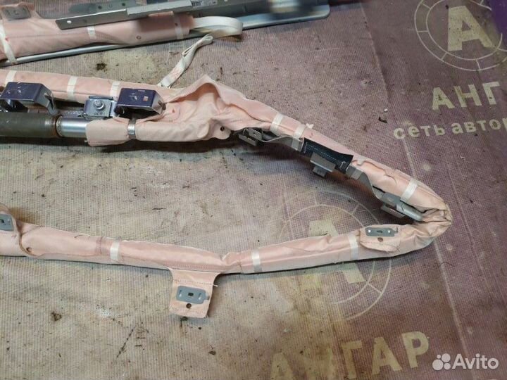 Шторка безопасности правая Mitsubishi Outlander Xl