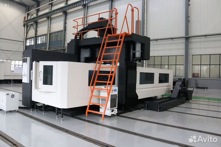 Портальный фрезерный обрабатывающий центр Millinge