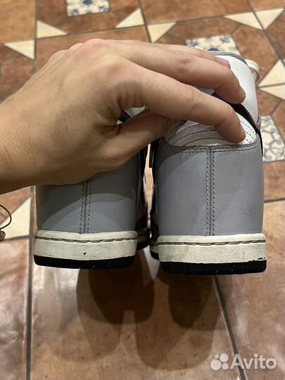 Кроссовки Nike на танкетке