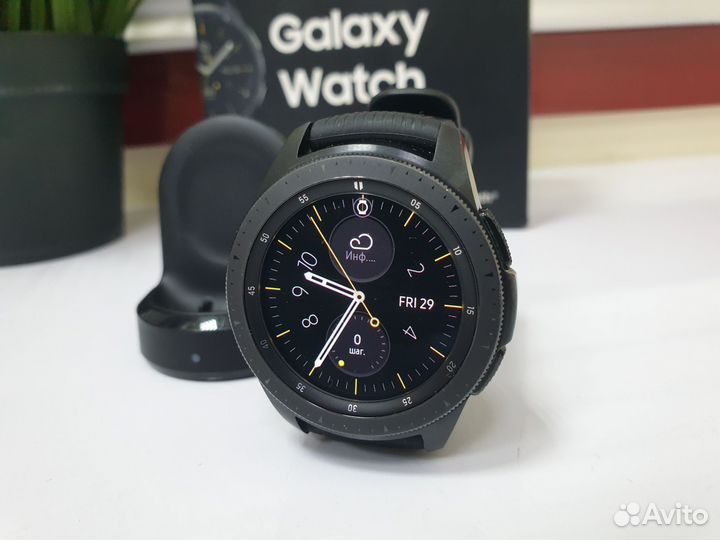 Смарт часы Samsung Galaxy Watch 42mm