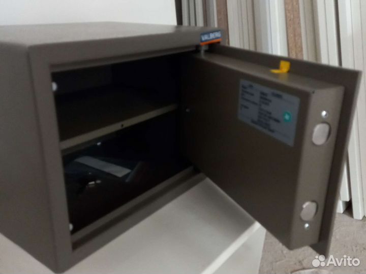 Сейф б/у