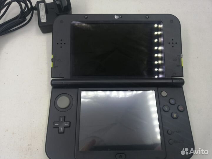 Nintendo New 3DS XL 64GB +450 игр