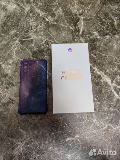 Телефон Huawei Nova 5T (модель YAL-L21)