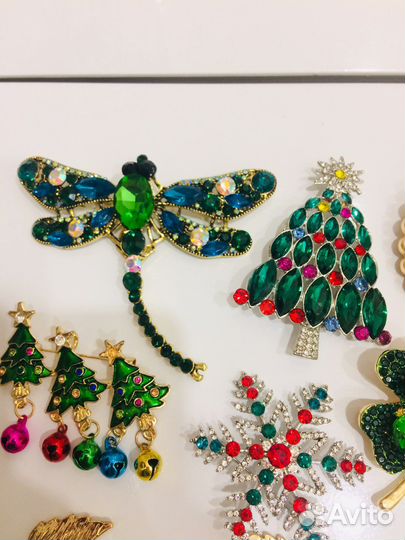 Броши красивые новые много