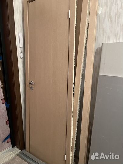 Дверь межкомнатная 600 с коробкой (от застройщика)