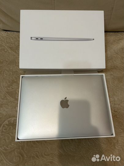 Apple MacBook Air 13 2020 8/256Gb (Silver)