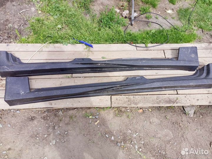 Накладки на пороги