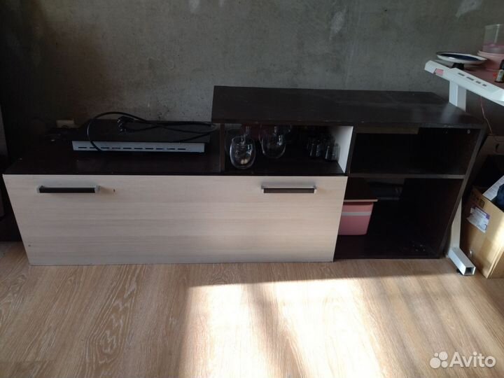 Тумба под телевизор