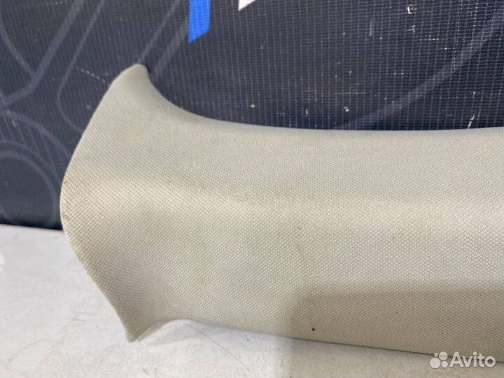 Обшивка салона левая Volkswagen Passat Variant B5