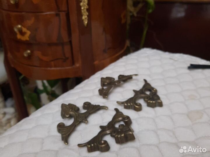 Мебельные уголки