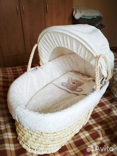 Корзина для новорожденных, плетёная