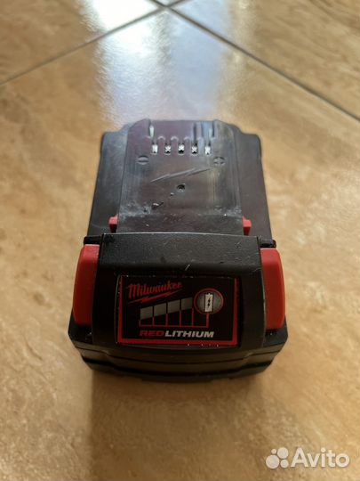 Аккумулятор Milwaukee m18 5ah