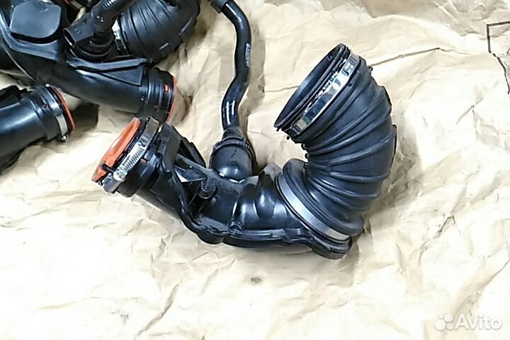 Mercedes 2.2 cdi патрубок A6510903542