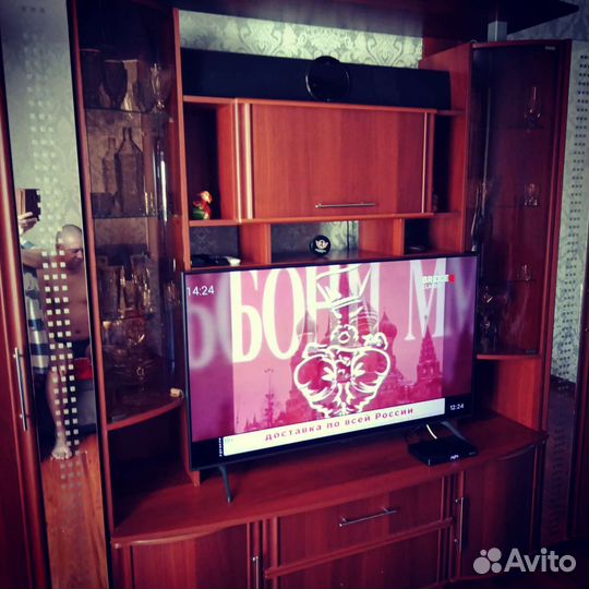 Стенка в гостиную бу