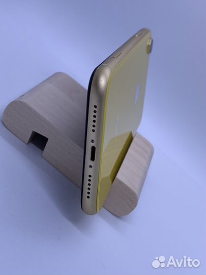 iPhone xr 64gb