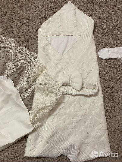 Комплект на выписку для девочки лето