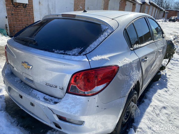 Крышка багажника Шевроле cruze хэтчбек