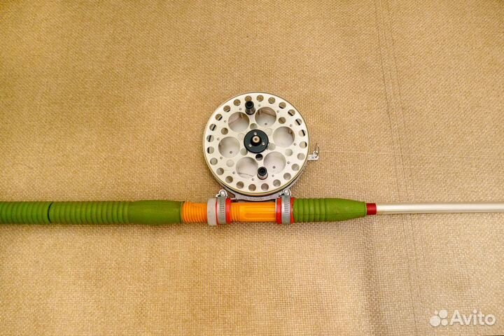 Спиннинг СССР Ленинградский с катушкой Киев 1973г