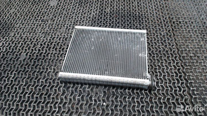 Радиатор кондиционера салона Subaru Tribeca (B9)