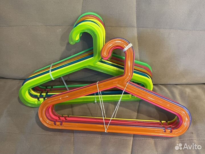 Вешалки плечики IKEA детские
