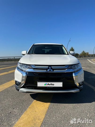Mitsubishi Outlander 2.4 CVT, 2017, 170 000 км