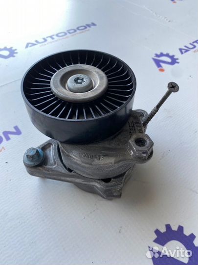 Натяжитель ремня грм Mercedes E W211 M112 2004