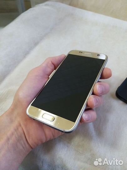 Телефон Samsung galaxy s7