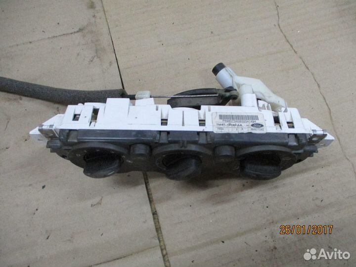 Блок управления печкой Форд Фокус 2 рестайлинг