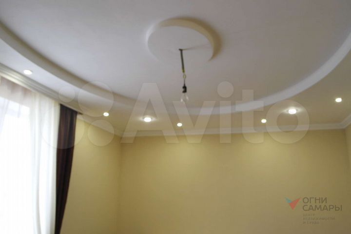 Дом 252 м² на участке 14 сот.