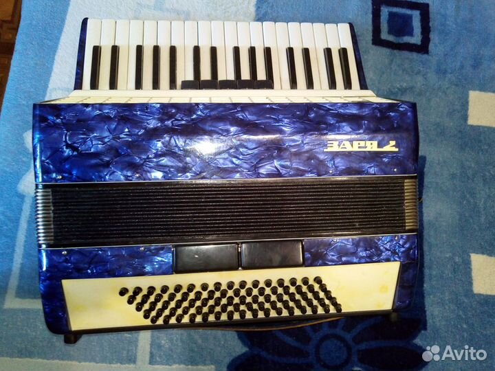 Продам аккордеон