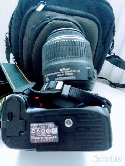 Чехол для камеры и сама камера Nikon D3100
