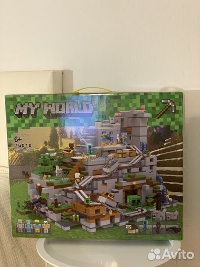 Лего Майнкрафт 1043 новый