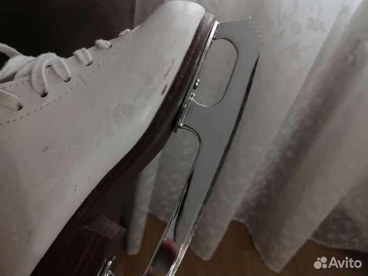 Коньки профессиональные детские 30 размер graf