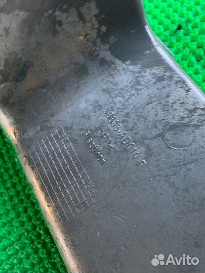 Бардачок зад. Toyota Tacoma