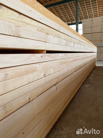 Обрезная доска камерной сушки из сосны и ели