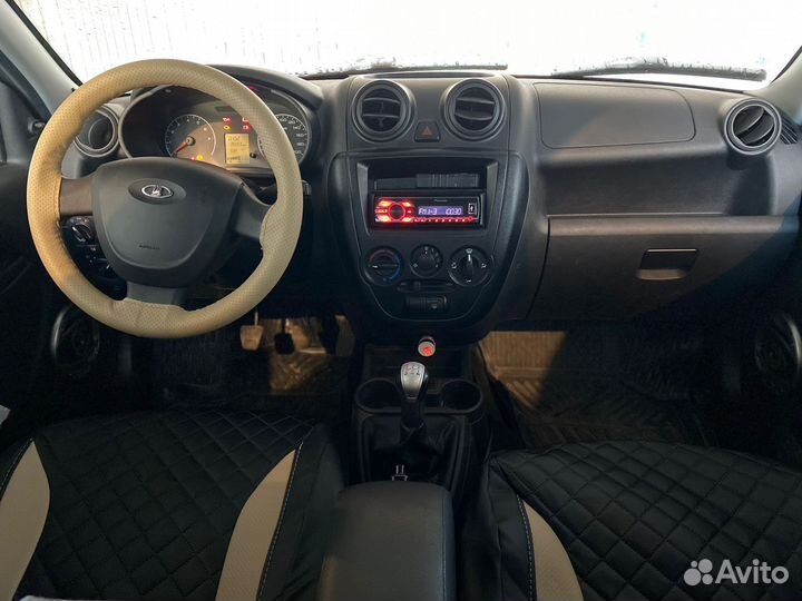 LADA Granta 1.6 МТ, 2017, 35 000 км