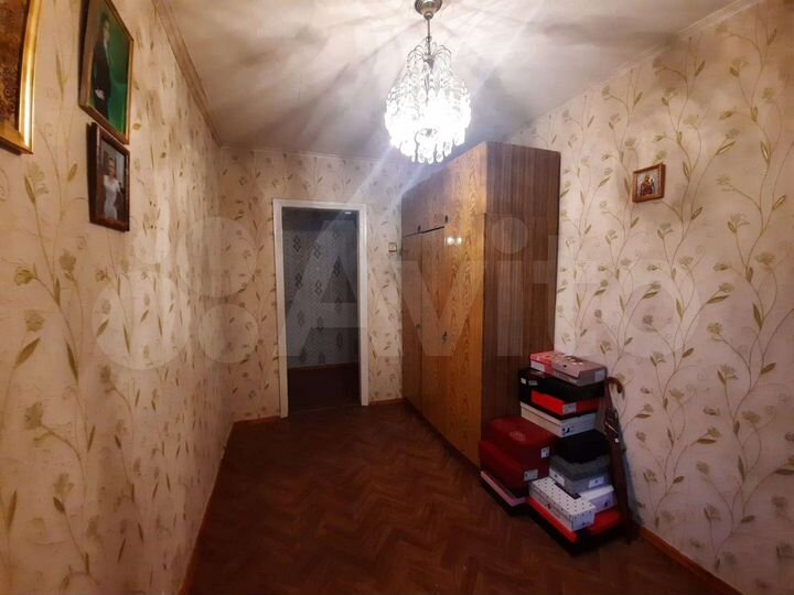 2-к. квартира, 48 м², 1/3 эт.