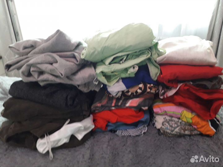 Вещи женские пакетом р 50,52,54