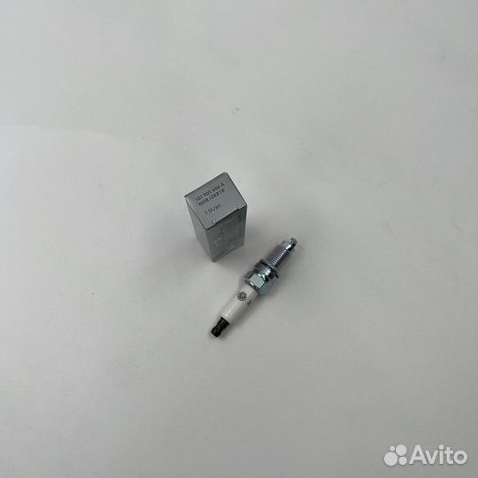 Свеча зажигания VAG