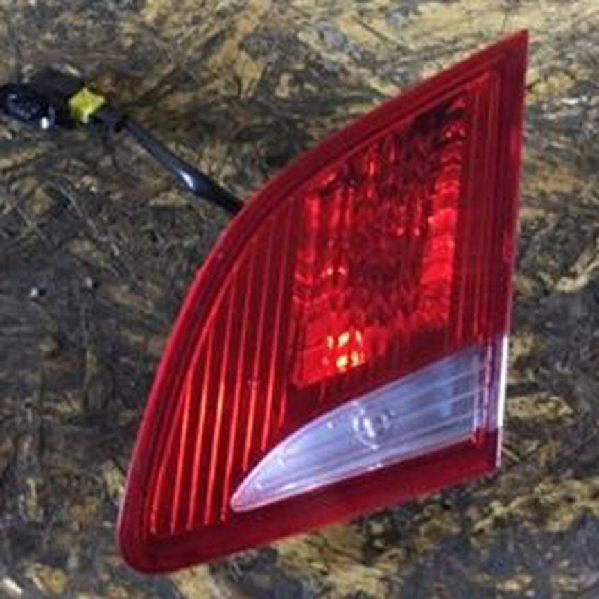 фонарь задний правый пежо 408 - Купить запчасти и аксессуары