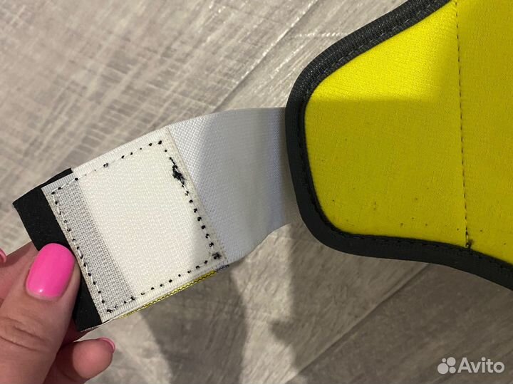 Нагрудник хоккейный