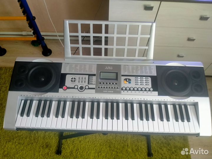 Синтезатор MK-922