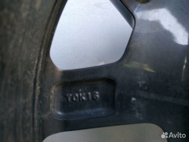 Диск литой R18 Toyota Hilux 42611-YP080