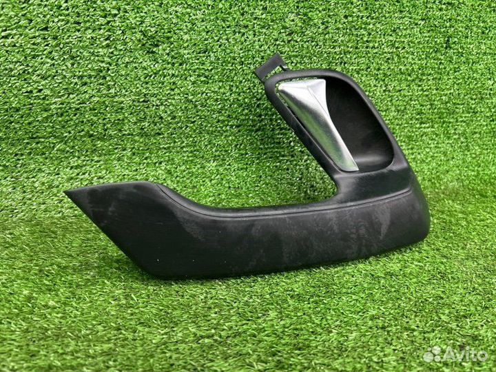 Ручка внутренняя задняя левая Volkswagen Polo 5