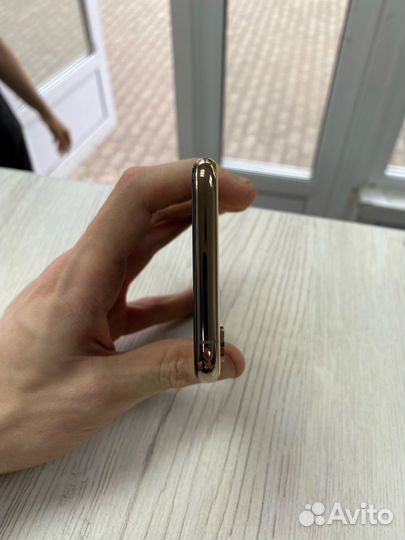 Телефон iPhone xs 256гб