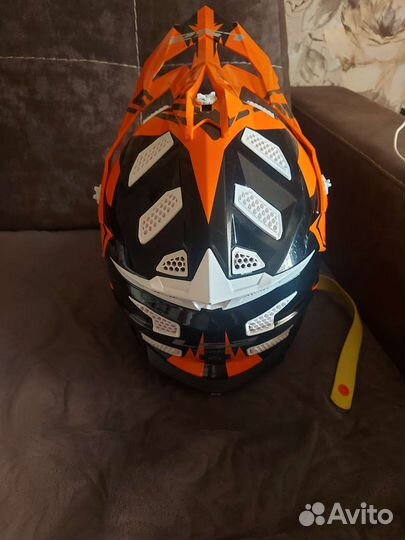 Шлем кроссовый бу,Ls2